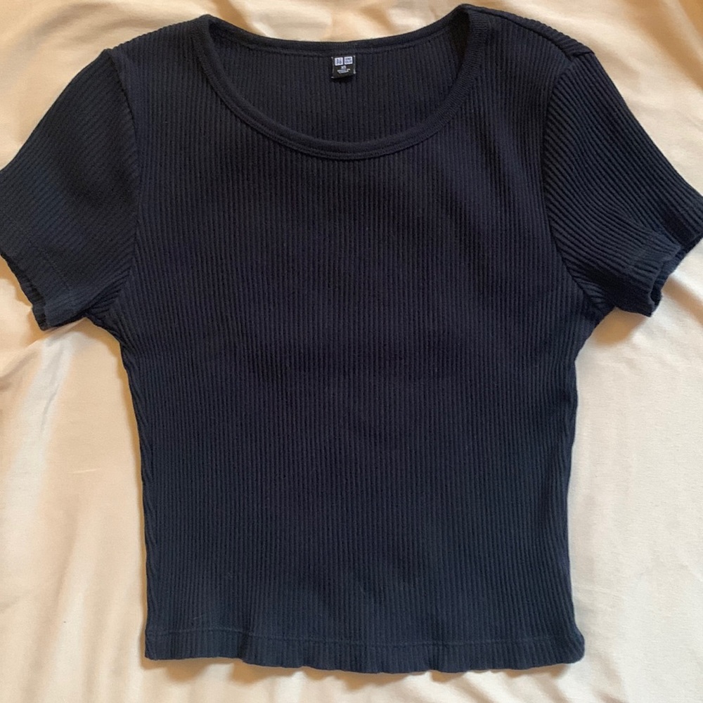 Black crop top